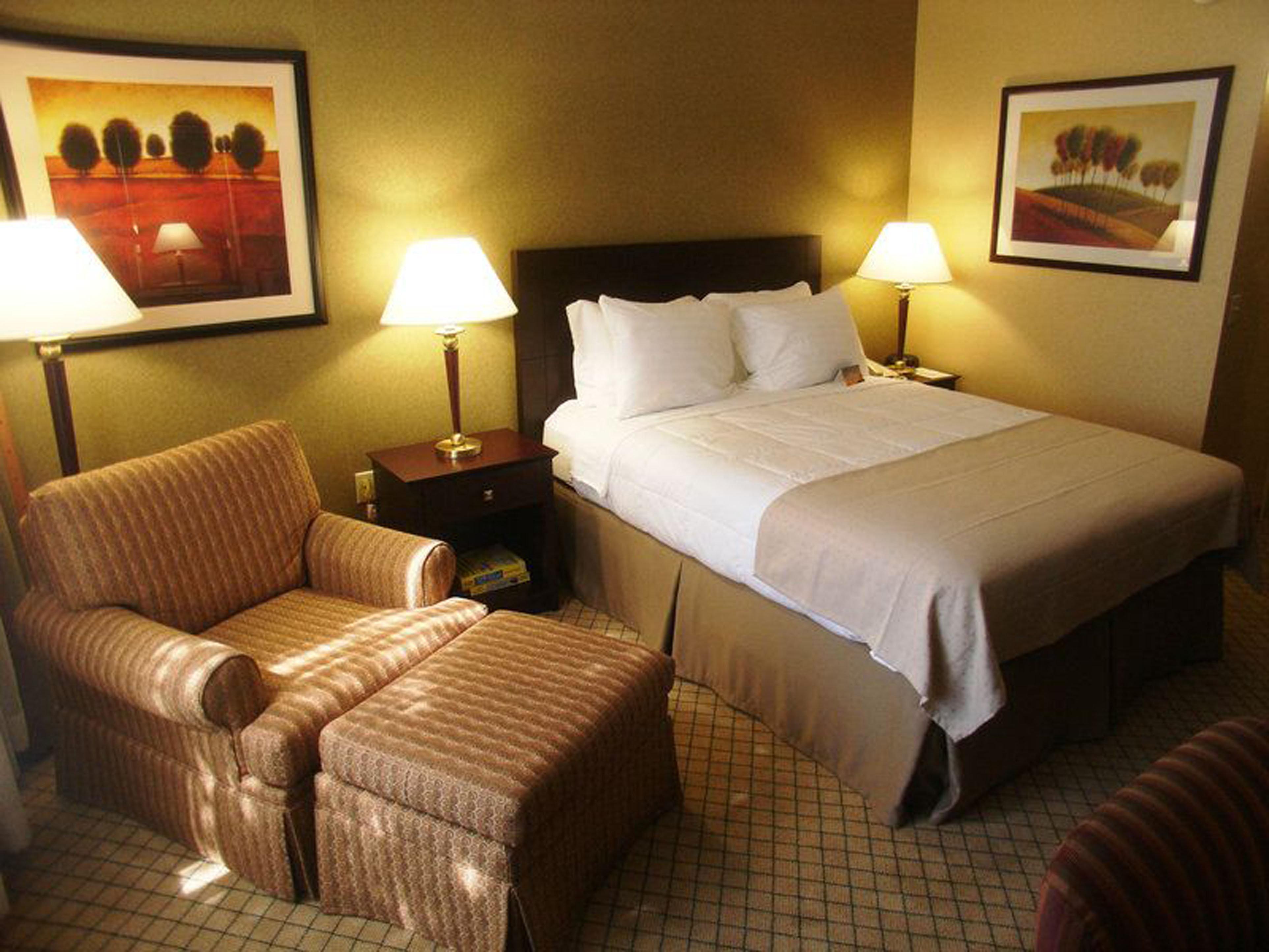 Armoni Inn & Suites Orangeburg Habitación foto